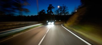 Vožnja ponoči: bodite varni tudi med vožnjo ponoči